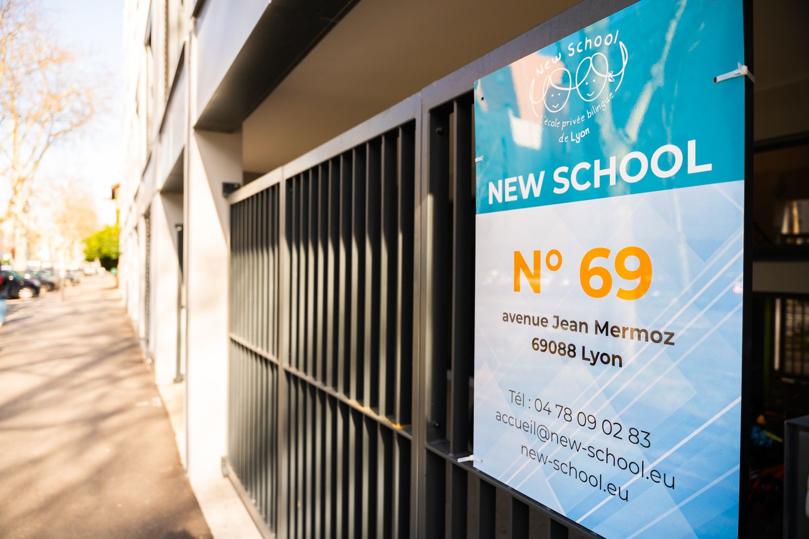 Prepare your visit at New School Lyon